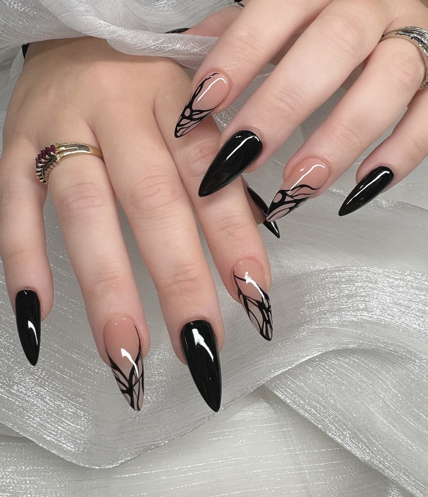 Black Nail Style — Color