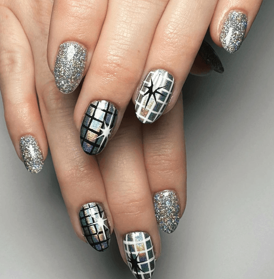 Hologram Nail Style — variation 10