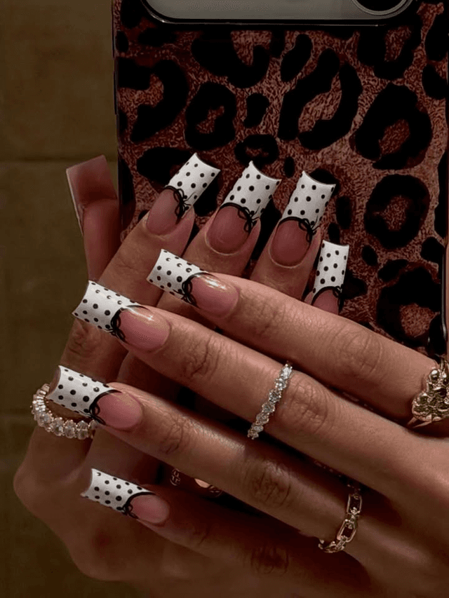 Medium Nail Length — variation 1
