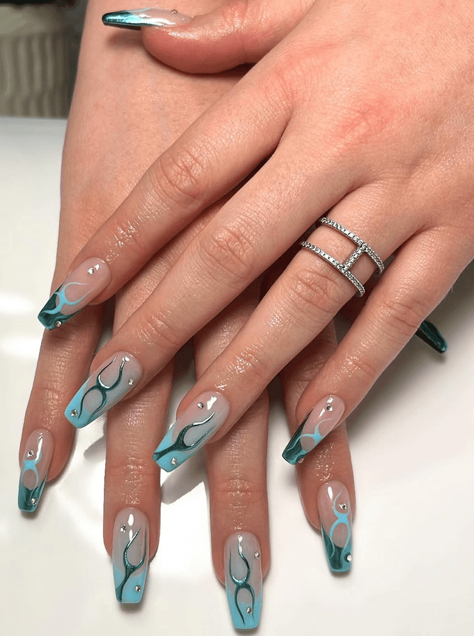 Medium Nail Length — variation 2