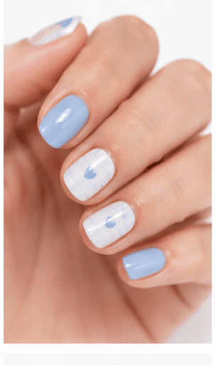 Short nails are practical, clean, and comfortable for everyday life. This length usually stays close to the fingertip, making it easy to type, work, cook, exercise, and care for children without much inconvenience. Short nails are ideal for natural manicures, office-friendly styles, minimalist nail art, sheer colors, French tips, jelly finishes, and simple seasonal accents. They can look elegant, youthful, or modern depending on the color and shape. For nail websites and recommendation systems, short length is important because it helps users find wearable designs that fit active lifestyles, conservative workplaces, and low-maintenance beauty routines.