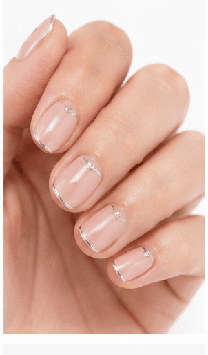 Short nails are practical, clean, and comfortable for everyday life. This length usually stays close to the fingertip, making it easy to type, work, cook, exercise, and care for children without much inconvenience. Short nails are ideal for natural manicures, office-friendly styles, minimalist nail art, sheer colors, French tips, jelly finishes, and simple seasonal accents. They can look elegant, youthful, or modern depending on the color and shape. For nail websites and recommendation systems, short length is important because it helps users find wearable designs that fit active lifestyles, conservative workplaces, and low-maintenance beauty routines.