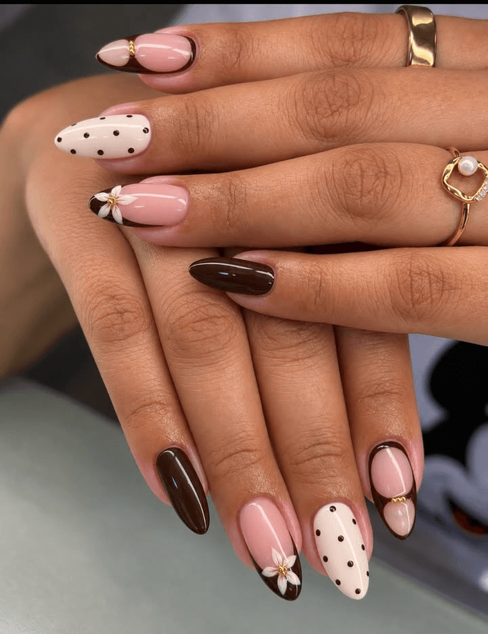Almond Nail Shape — variation 6