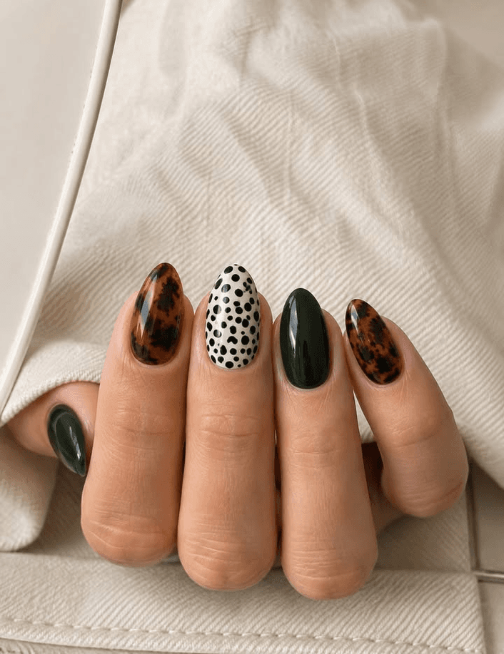 Almond Nail Shape — variation 8