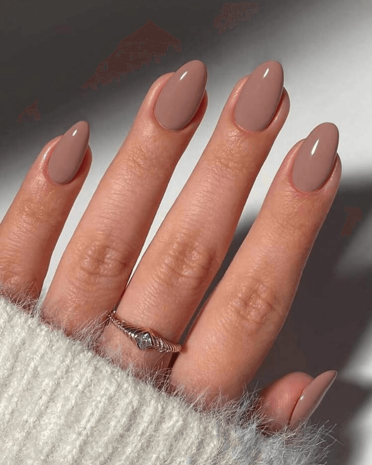 Dáng móng oval — biến thể 8