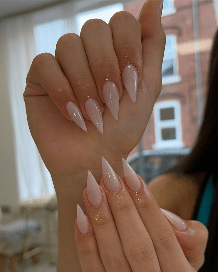 Stiletto Nail Shape — variation 2