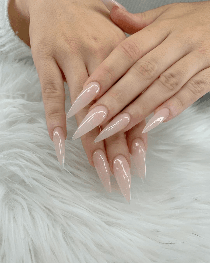 Stiletto Nail Shape — variation 7