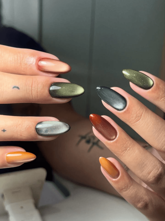 Cat Eye Nail Style — variation 10