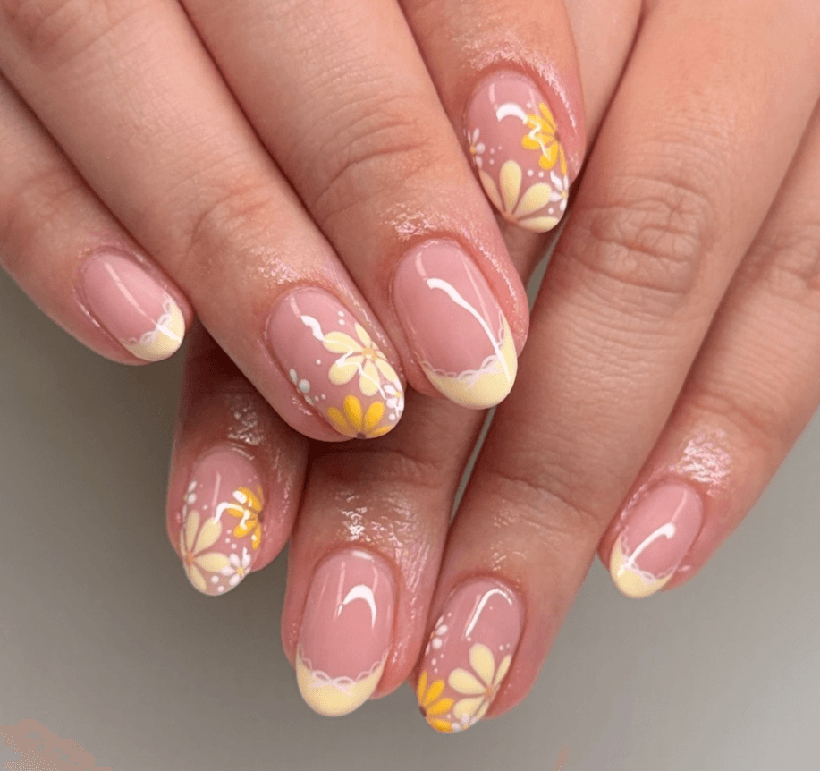Hand-Painted Nail Style — variation 9